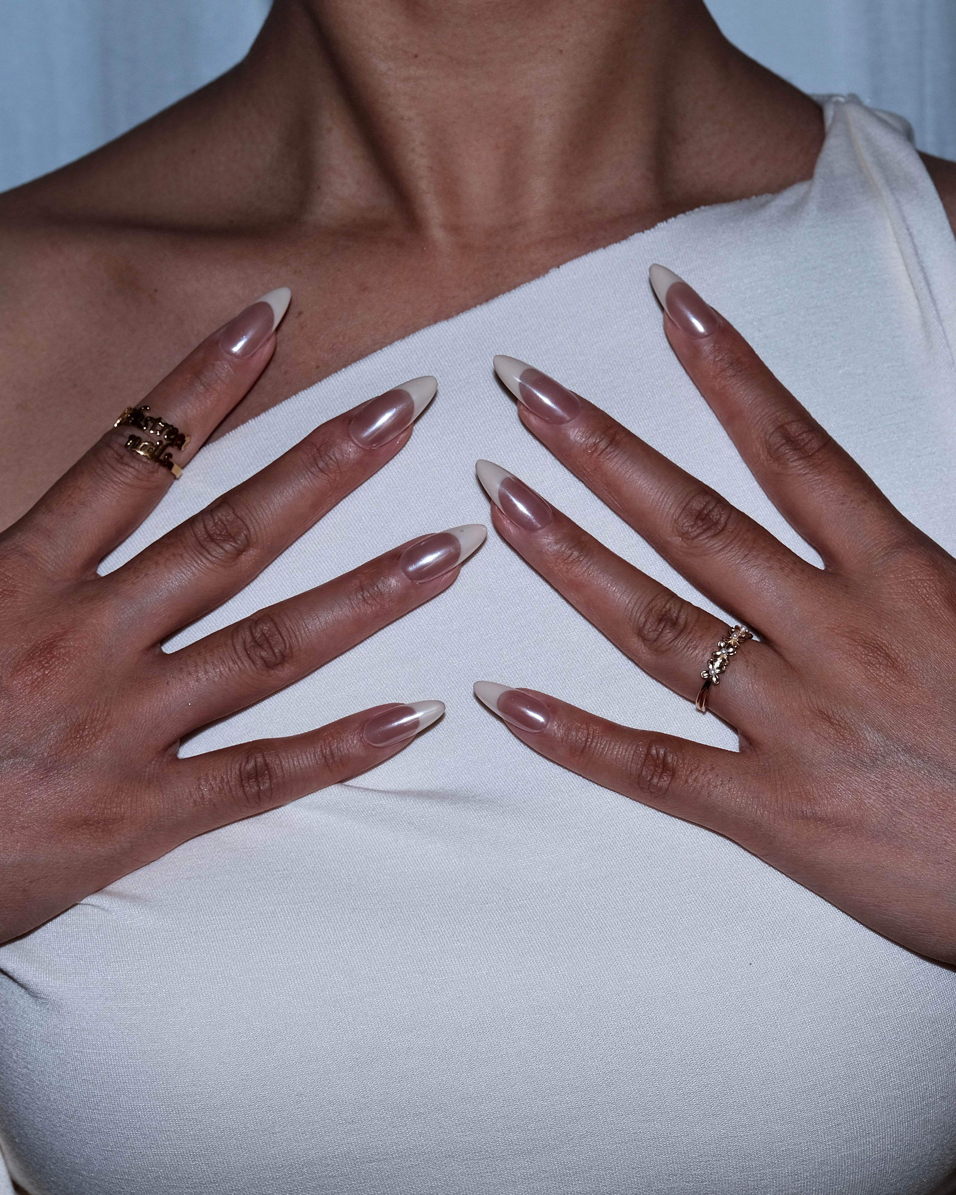 Glazed Nude French Press-On Nails – Glossy Nude Mirror Chrome